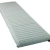 Therm-A-Rest NeoAir Topo Regular Wide Slaapmat Groen