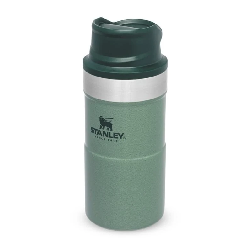 Stanley The Trigger-Action Travel Mug 0,25L Groen 1 Stanley The Trigger-Action Travel Mug 0,25L Groen