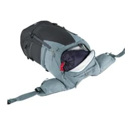 Deuter Futura 32 Rugzak Donkergrijs -Winkel Voor Kampeerartikelen Voor Buiten 94762 deuter futura 32 rugzak