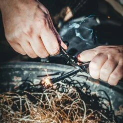 Windmill Magnesiumstick -Winkel Voor Kampeerartikelen Voor Buiten 98888 windmill magnesiumstick